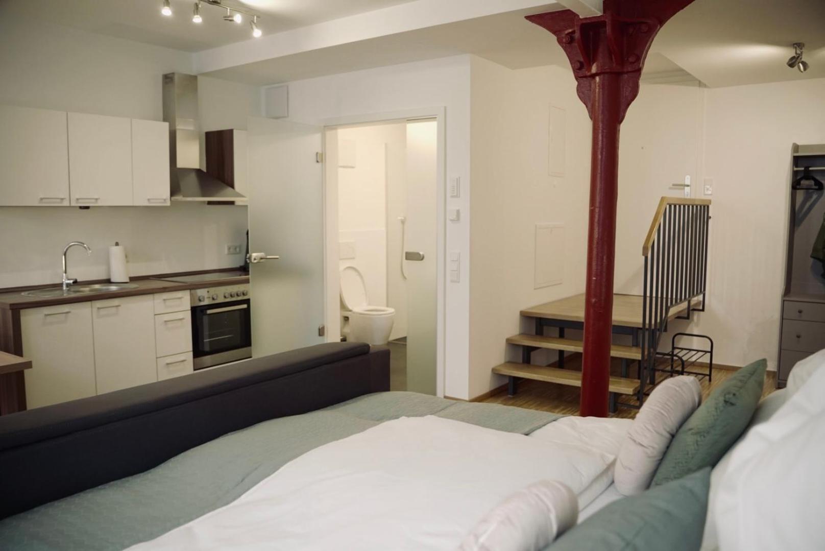 De La Vie Reutlingen - Altstadt Apartment An Stadthalle & Am Marktplatz Εξωτερικό φωτογραφία